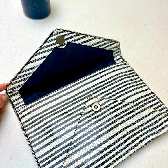 Rebecca Minkoff  Clutch - Picture 3 of 6